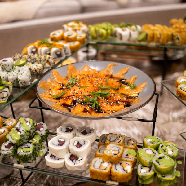 Restaurante Pettra Hotel - Buffet Sushi & Spritz- Wyndham Puerto Varas