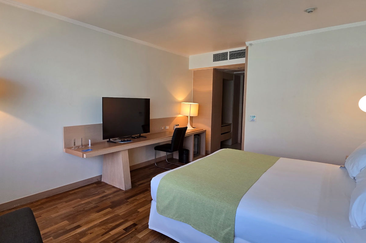 wyndham-concepcion-room-2
